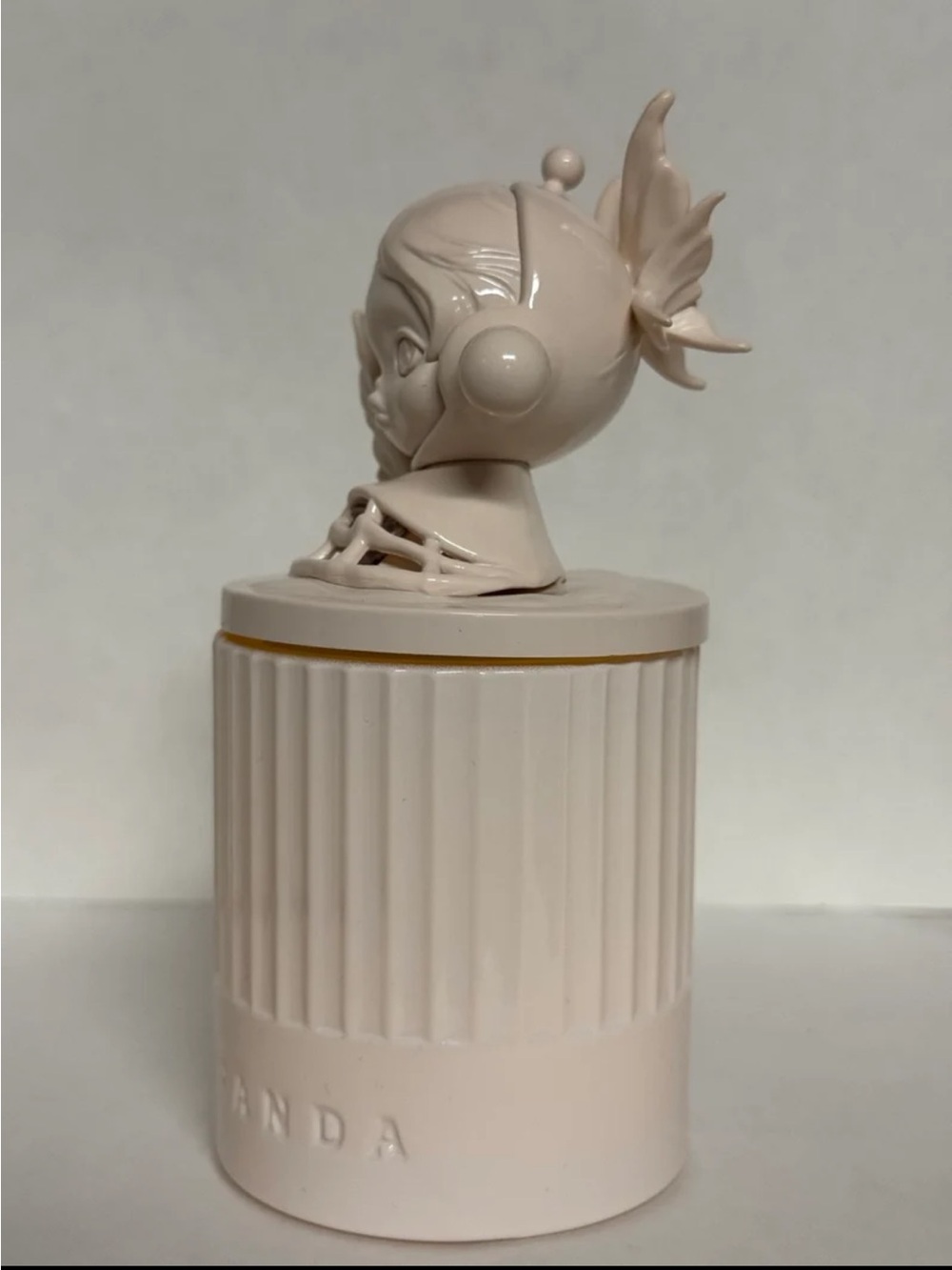 Skullpanda the paradox series candle (being a butterfly) - Picture 6 of 6
